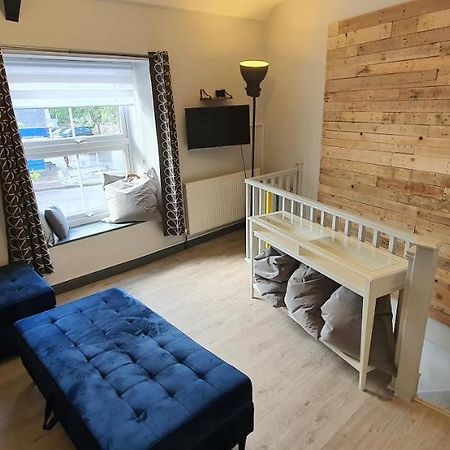 Cheddar Village Apartment Εξωτερικό φωτογραφία